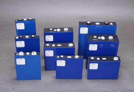 1GWh！中國鐵塔2021-2022年磷酸鐵鋰換電電池招標！