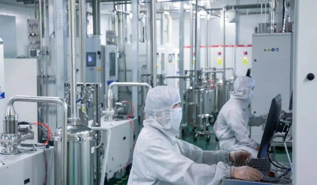 年產(chǎn)能達(dá)20萬片！瀚天天成碳化硅產(chǎn)業(yè)園二期項(xiàng)目竣工，三期產(chǎn)能預(yù)達(dá)140萬片！